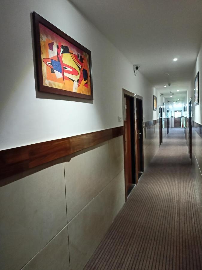 Hotel Palms Residency, Chembur Bombay Eksteriør billede